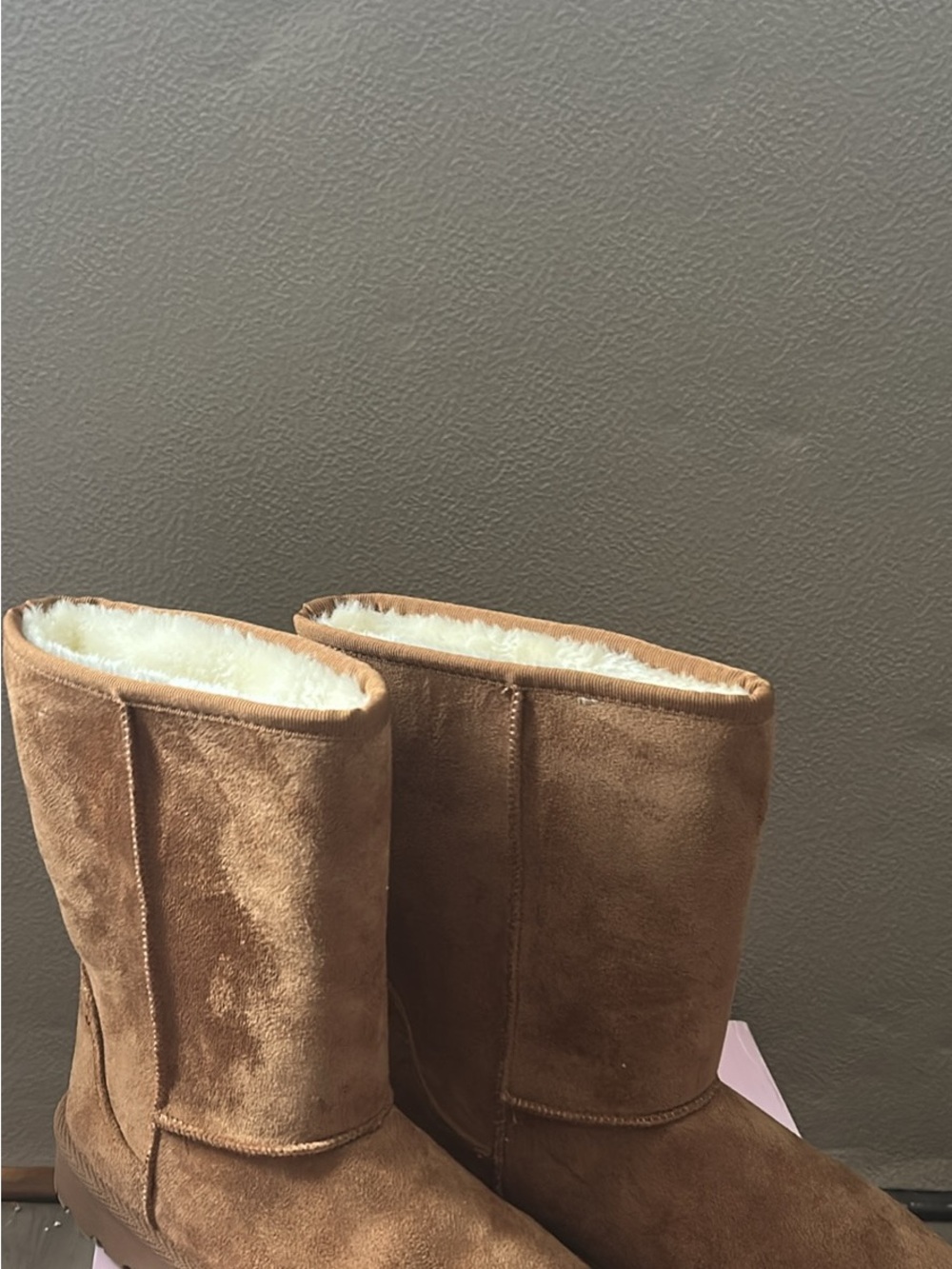 Classic Women's Shearling Lined Winter Boots - Chestnut Brown